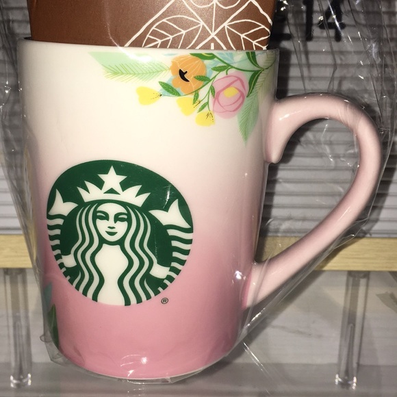 Starbucks Coffee Mug and Hot Cocoa Mix - Picture 5 of 10